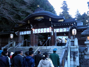 高麗神社 御神門