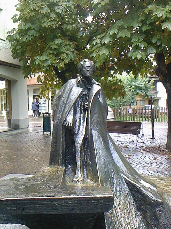 Dobbiaco, statua di G.Mahler