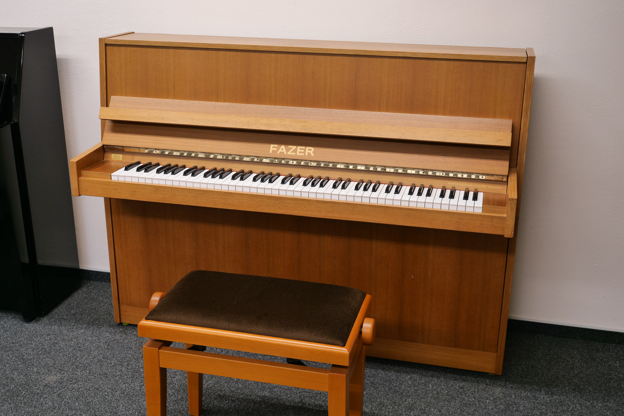 希少』Fazer 109 piano. made in Finland. Fazer Finlandia pre-owned
