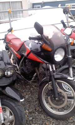 CBX125F