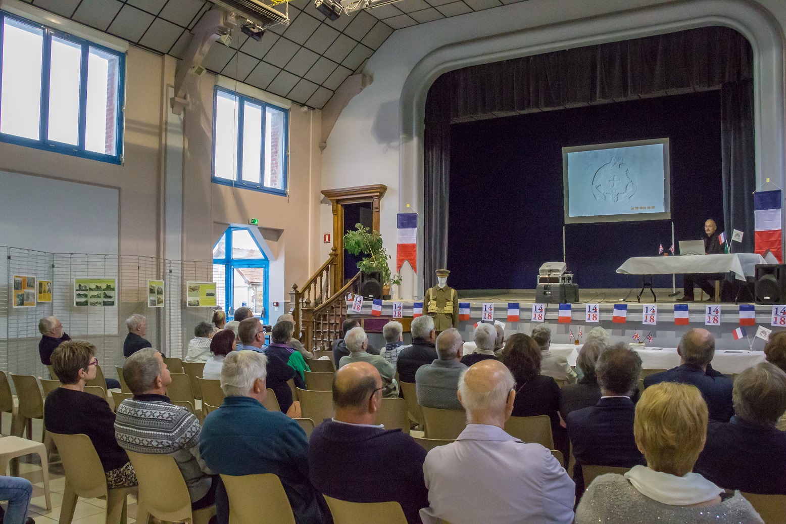 Explications avec projection
