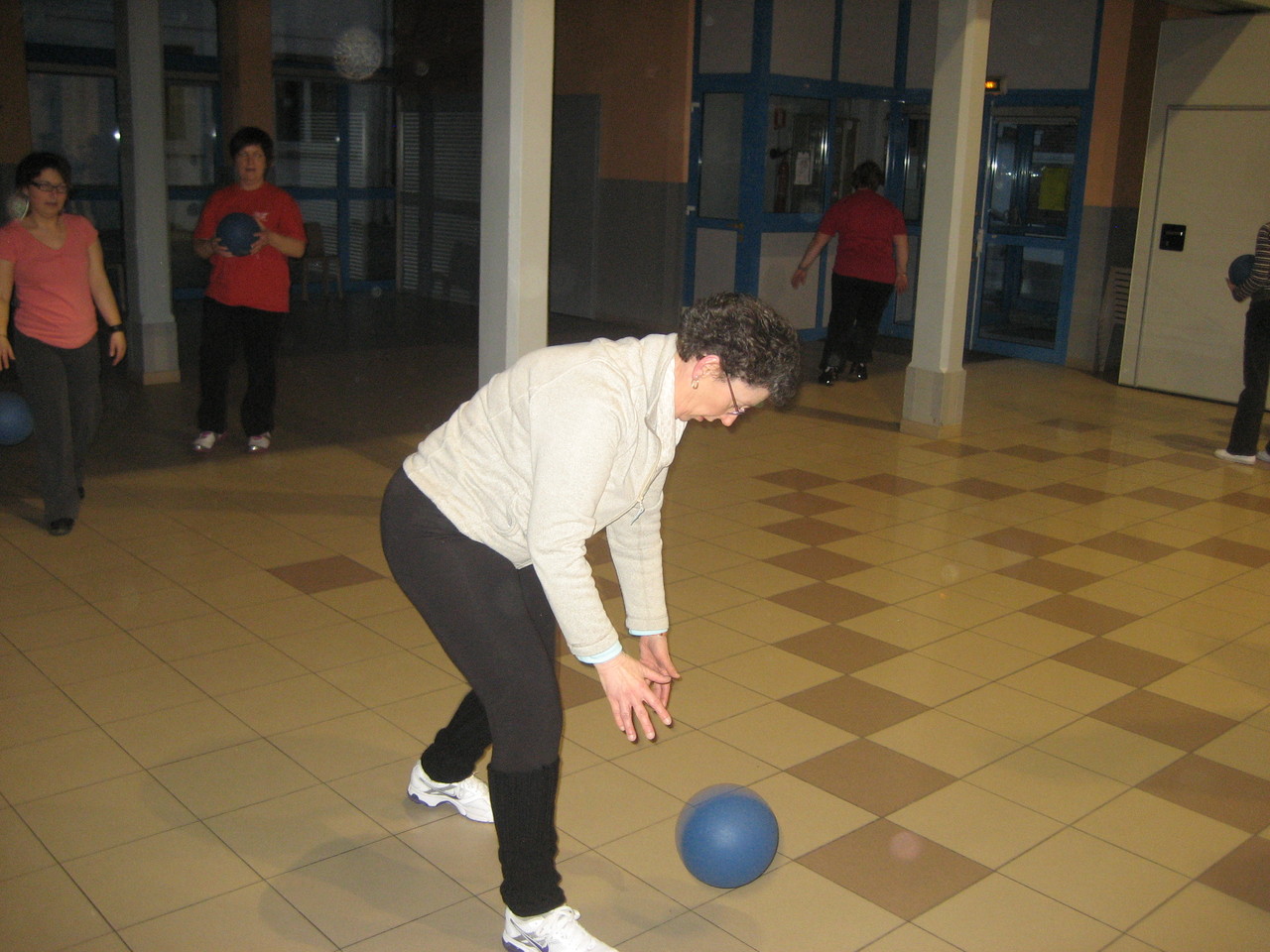 Mais il ne va jamais où on veut ce ballon !