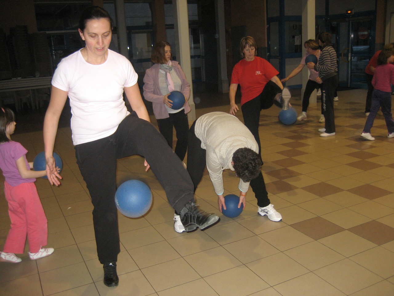 parfois il faut ramasser le ballon !