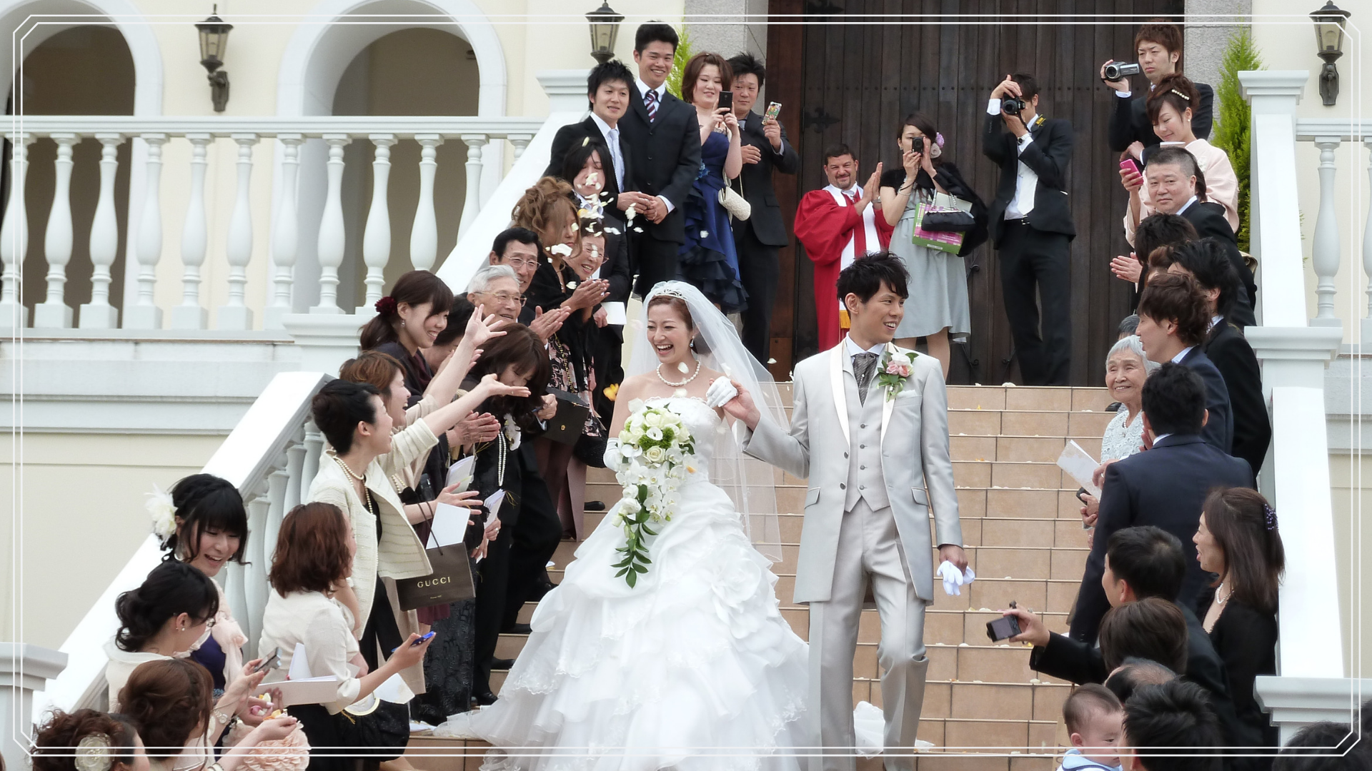 結婚式movies 大阪 神戸 京都の結婚式撮影カメラマン持ち込みは結婚式movies