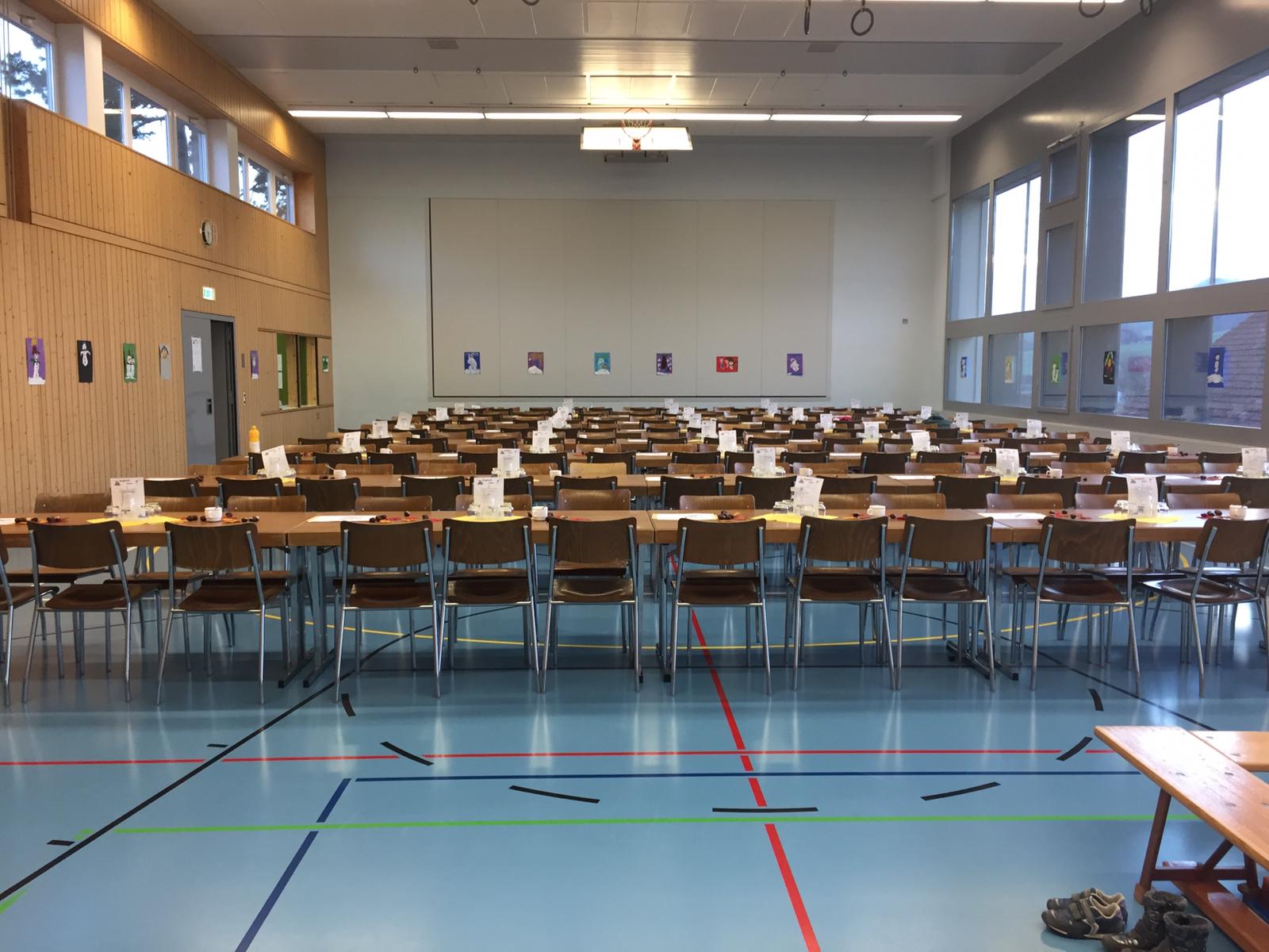 Festlich gedeckter Saal