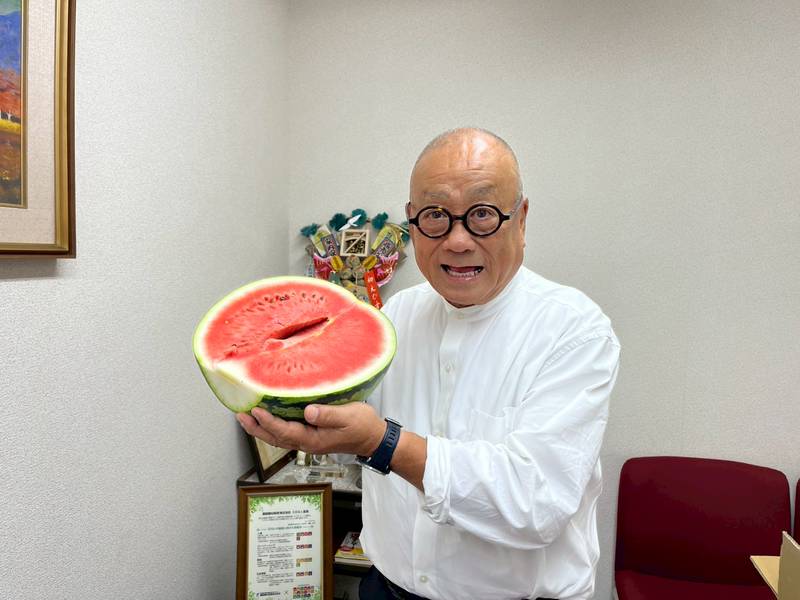 巨大スイカをいただきました！