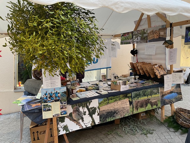 NABU-Stand auf dem Tübinger Weihnachtsmarkt 2023