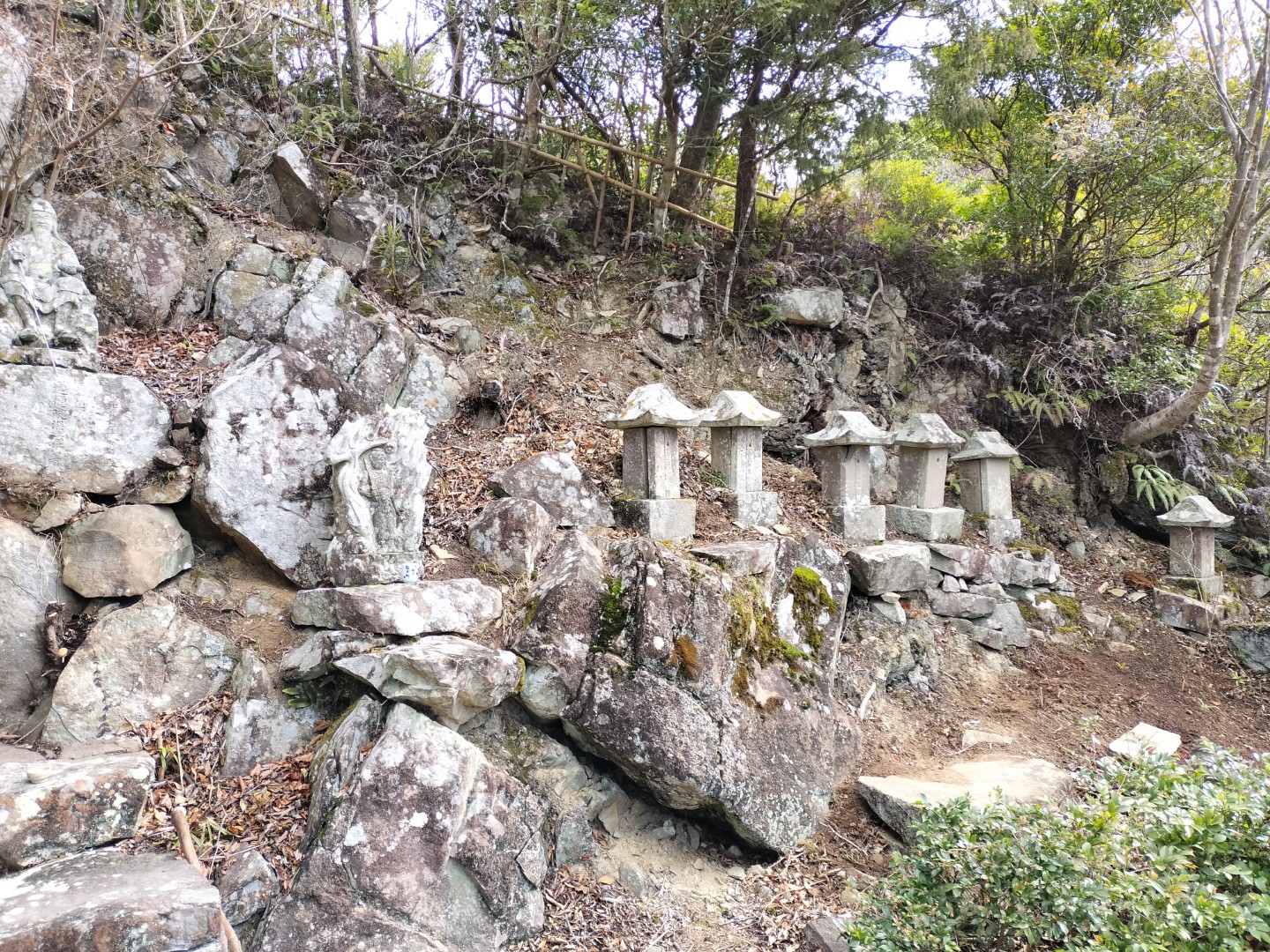 淡路島　諭鶴羽古道