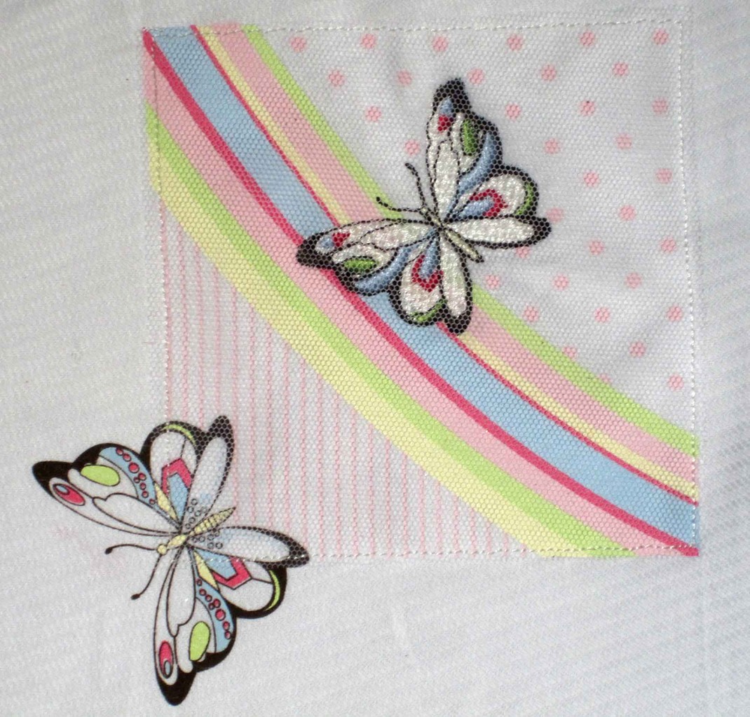 broderie avec application tulle et sérigraphie