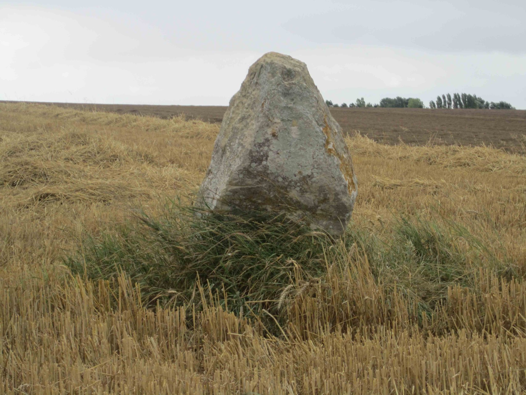 Menhir, dit de la Demoiselle de Bracqueville