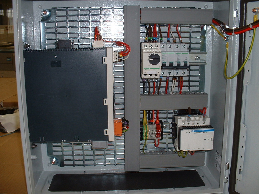 Cables Et Faisceaux Electriques Cablage Coffrets Armoires