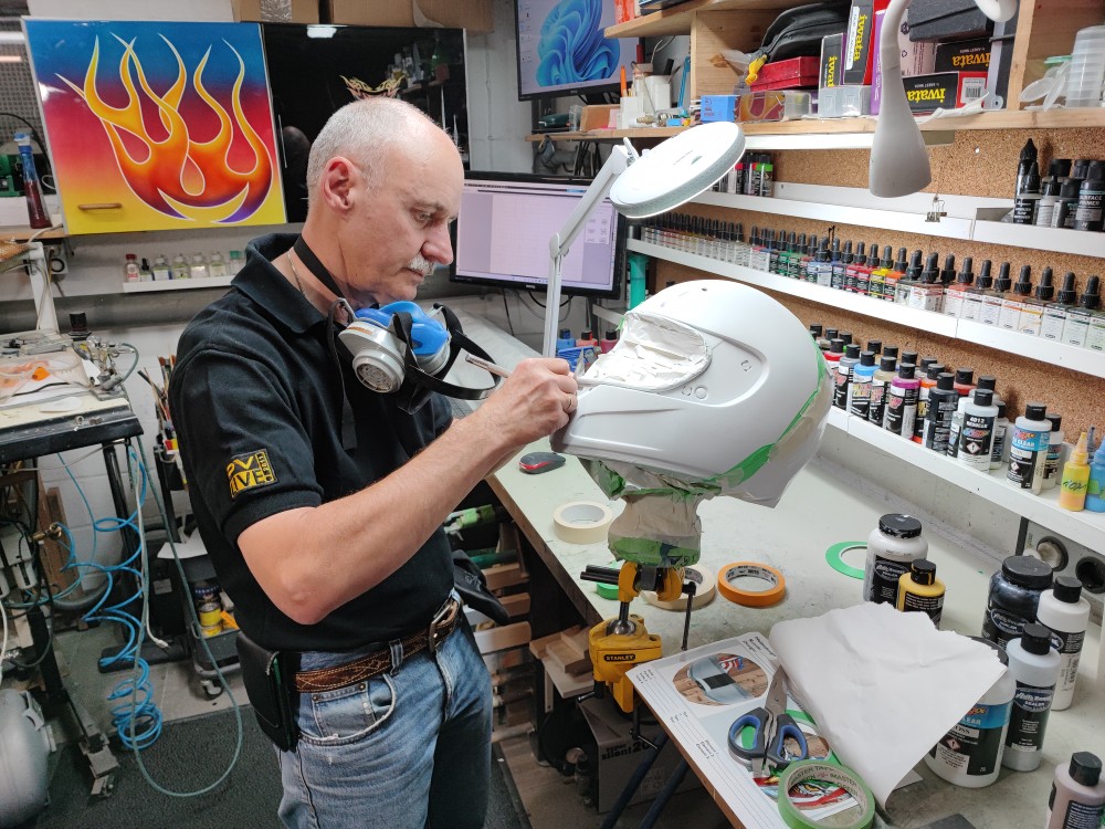 Airbrush Custom Painting vom Profi lernen