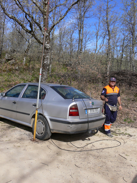 Antena de emisora para cubrir por completo el recorrido