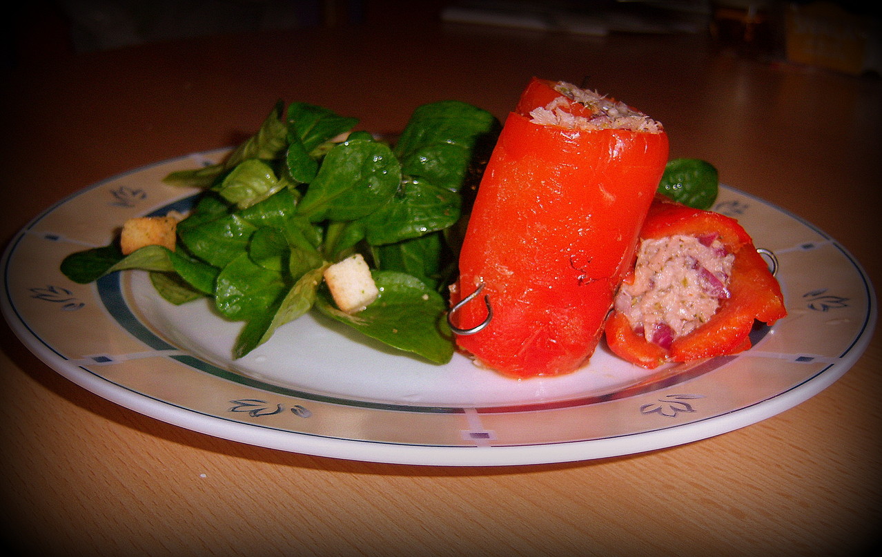 Paprikaroulade mit Thunfischfüllung