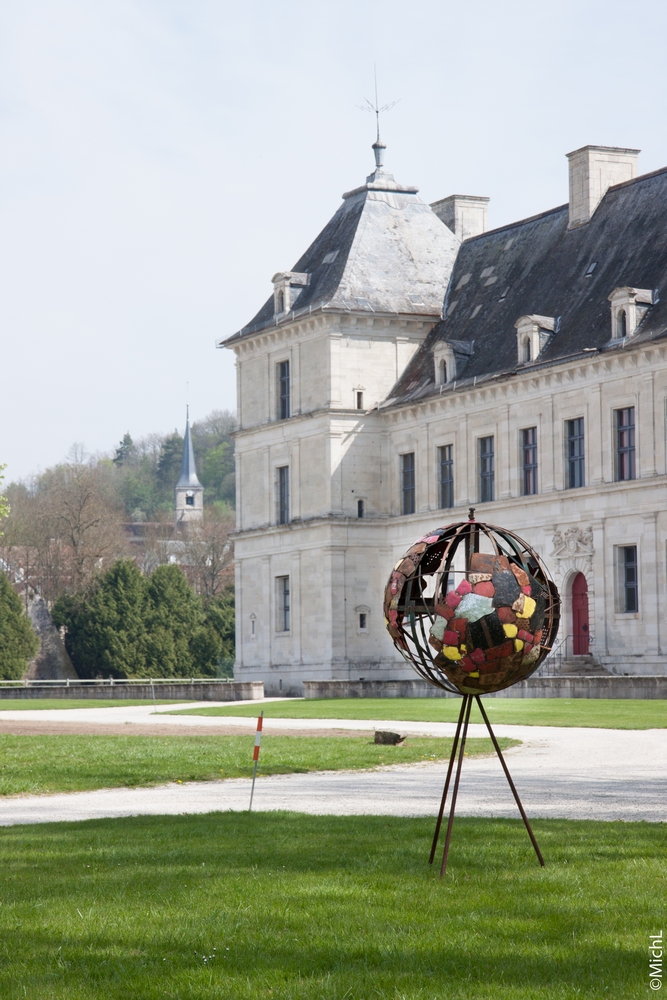 Pendant l'exposition au château d'Ancy-le-Franc  © Michel LAURENT / MichL