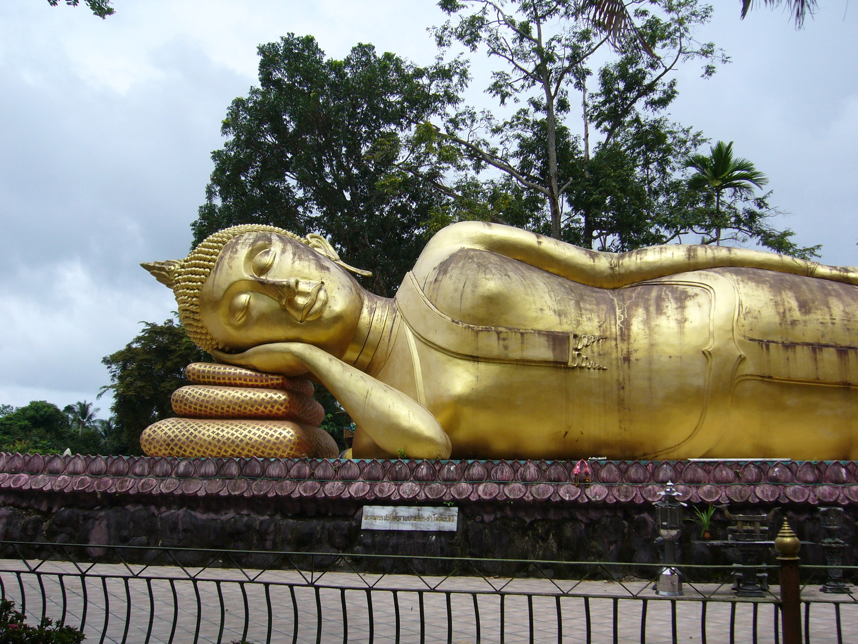Wat Chak Yai Park