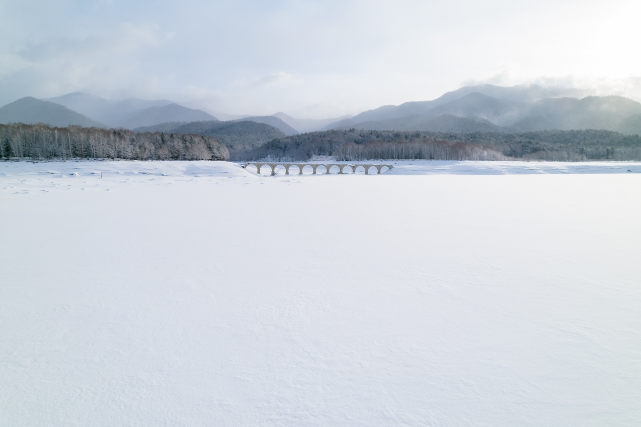 音更川の対岸に