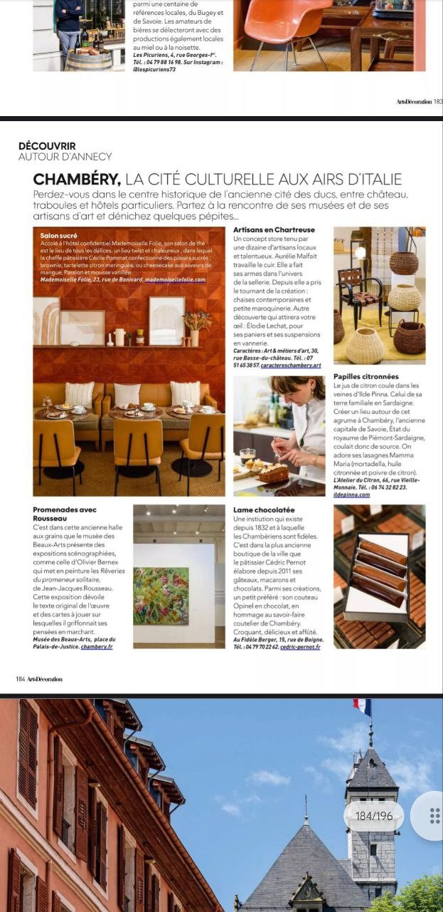 Article sur la Savoie dans Art et Décoration dans lequel A Son Allure est cité pour sa présence dans la boutique de créateurs locaux : Caractères 30 rue Basse du Château 73000 Chambéry