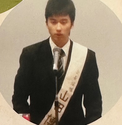 山田さんが、生徒会長に立候補した時の、高校時代の写真