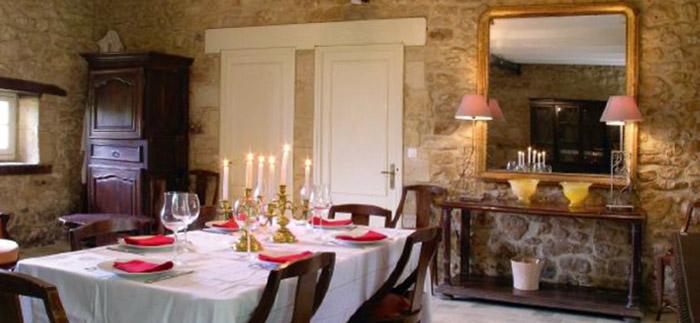 la salle à manger-the dining room