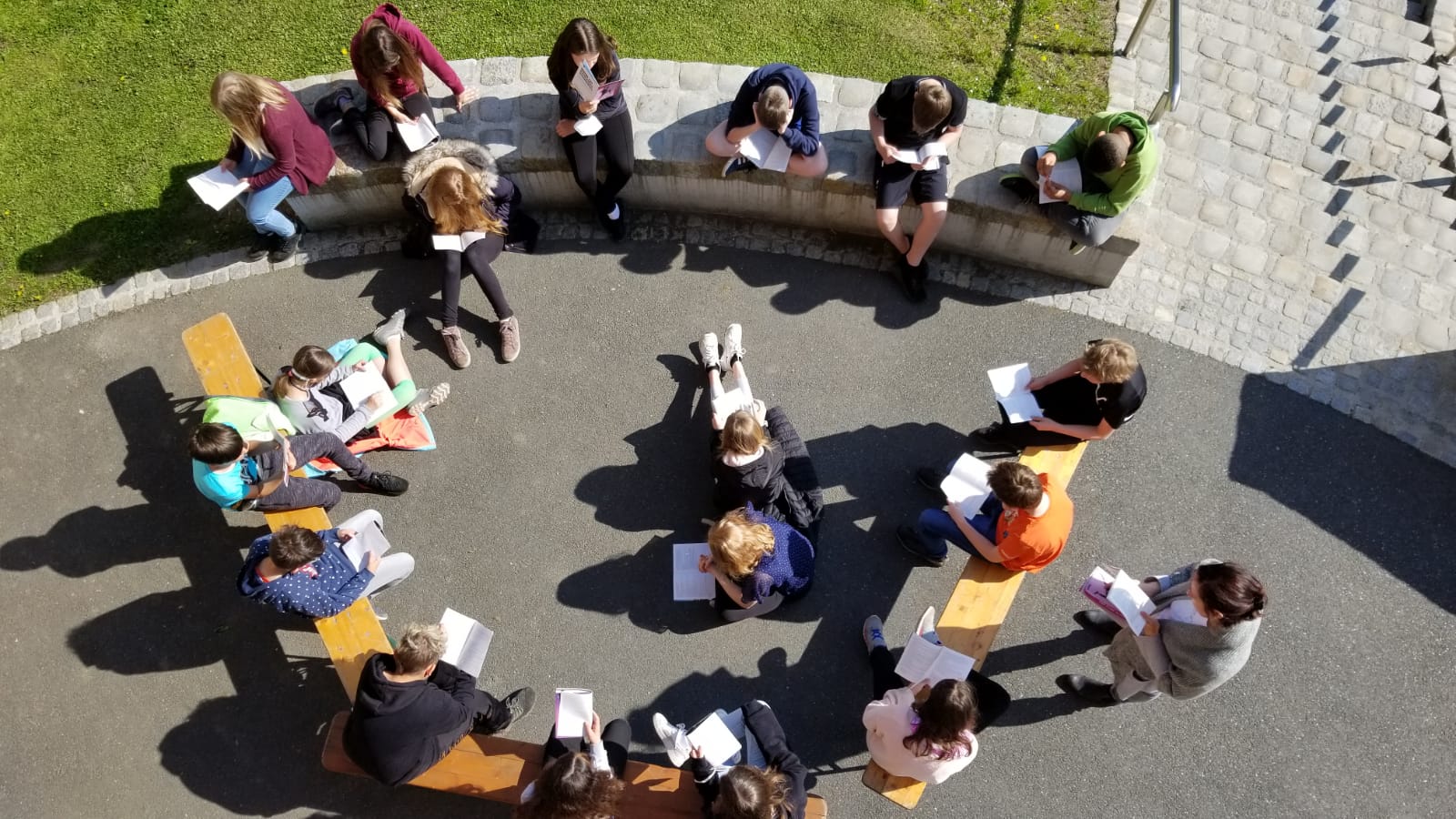 From school at home to school outdoors 