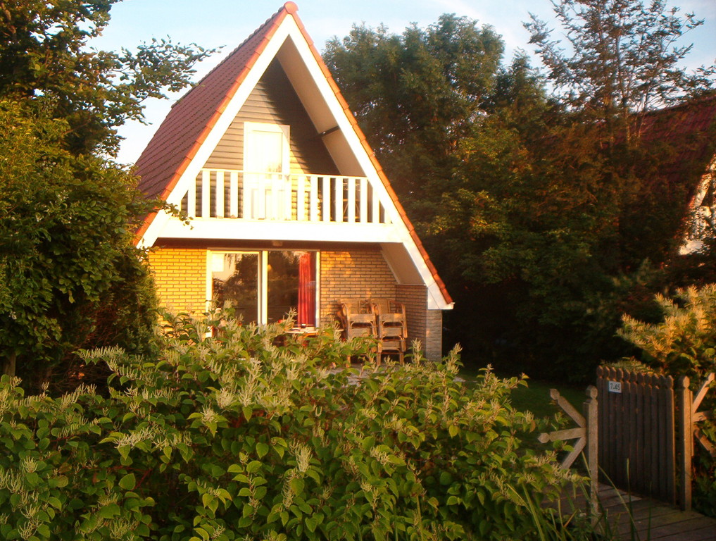 BUNGALOW HUREN (Bungalowpark 't Garijp)