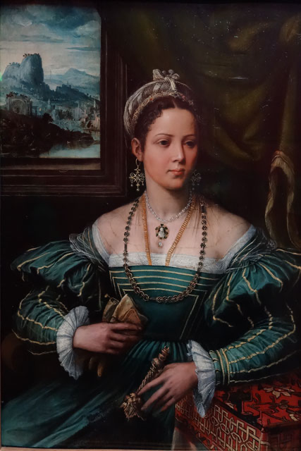 Portrait of a woman, Pedro Campana, 1527-37. Photo: Epochs of Fashion