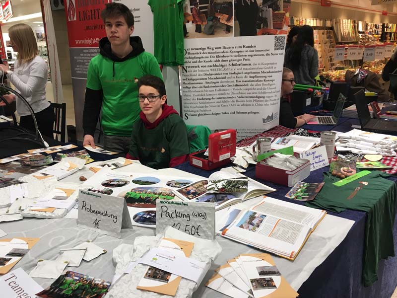 Schülerfirmenmesse in den Schlossarkaden in Braunschweig