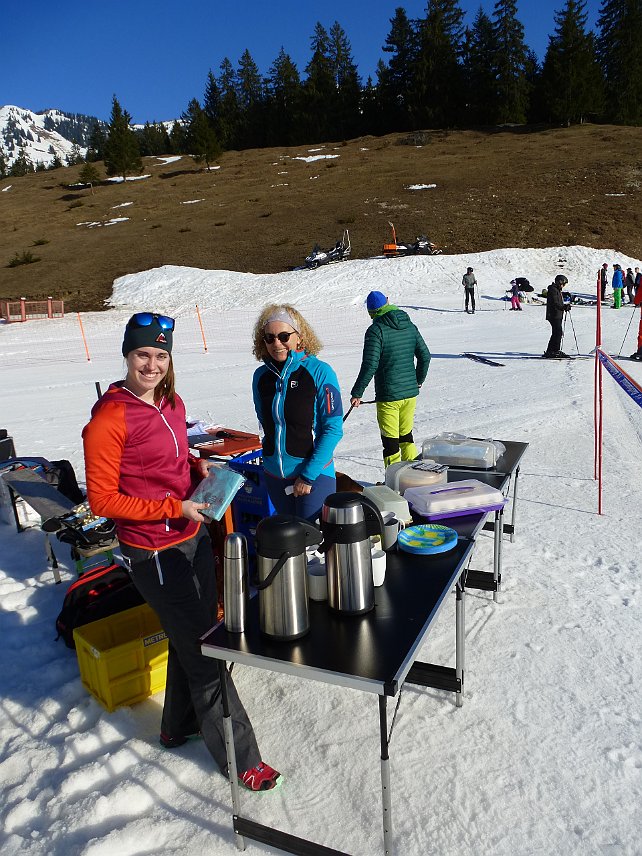 Vereinsmeisterschaft SV DJK Heufeld Skiteam -Für Verpfleung ist gesorgt