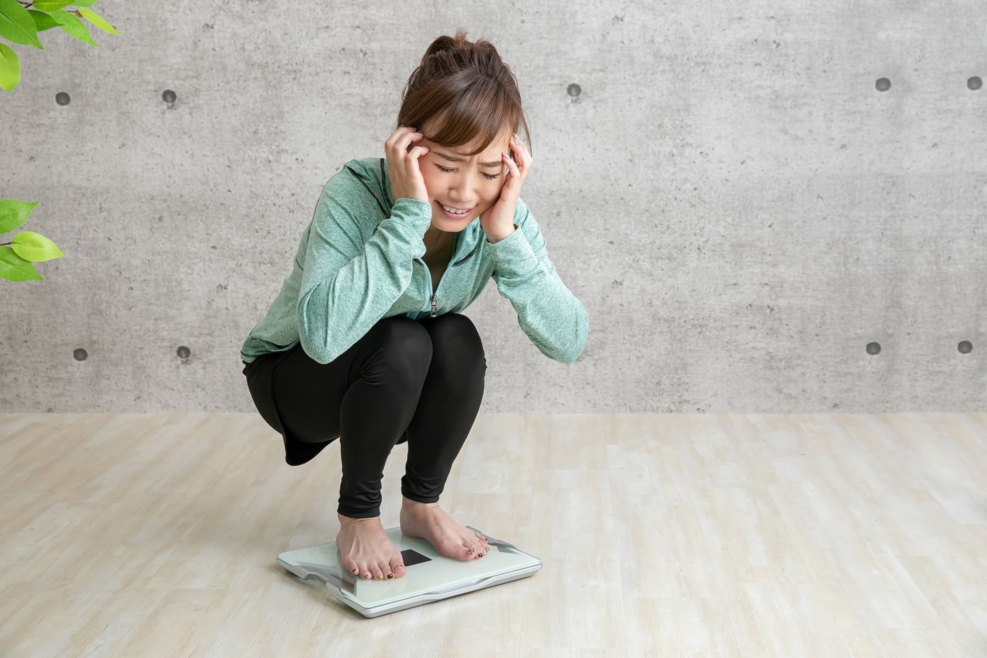 【正月太りの真実】「2kg増えた」は嘘！？医学誌が証明した意外なデータと、今すぐやるべき「リセット術」