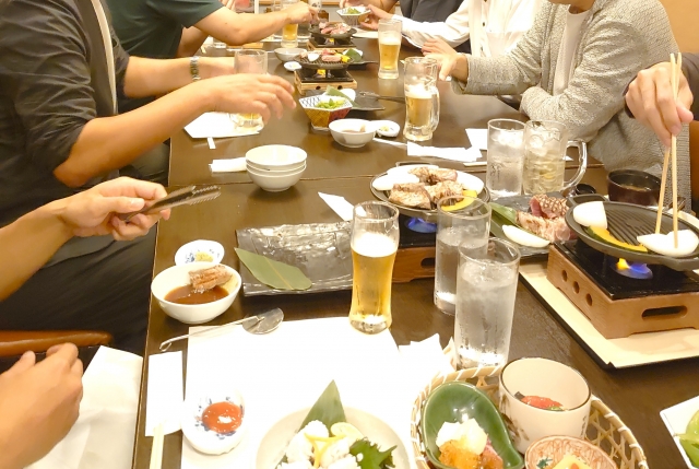 忘年会は我慢禁止！年末年始に太らないためのコツ