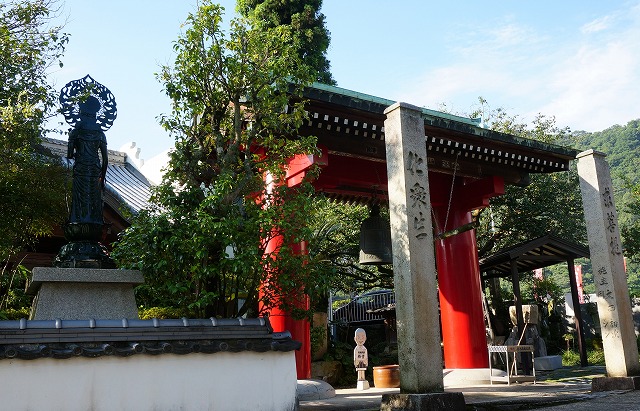 14　椿堂　地元では、お椿さんと言われ、大変に有名な寺らしい