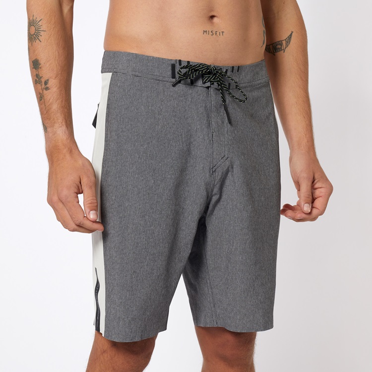 Mystic Empire High Performance Boardshort Black im SALE bei WindSucht