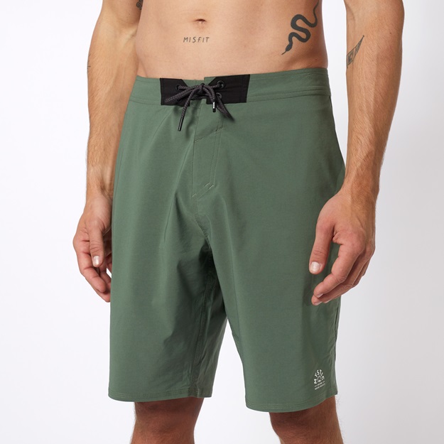 Mystic Brand Movement Boardshort Dark Olive im SALE bei WindSucht