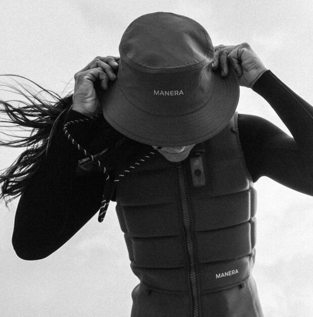 Manera Bobby Hut Black