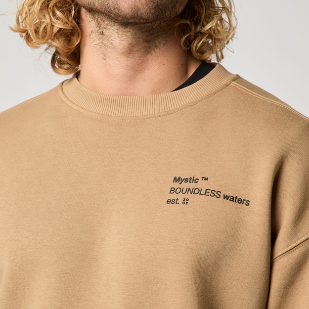 Mystic Trademark Crew Sweat Slate Brown bei WindSucht