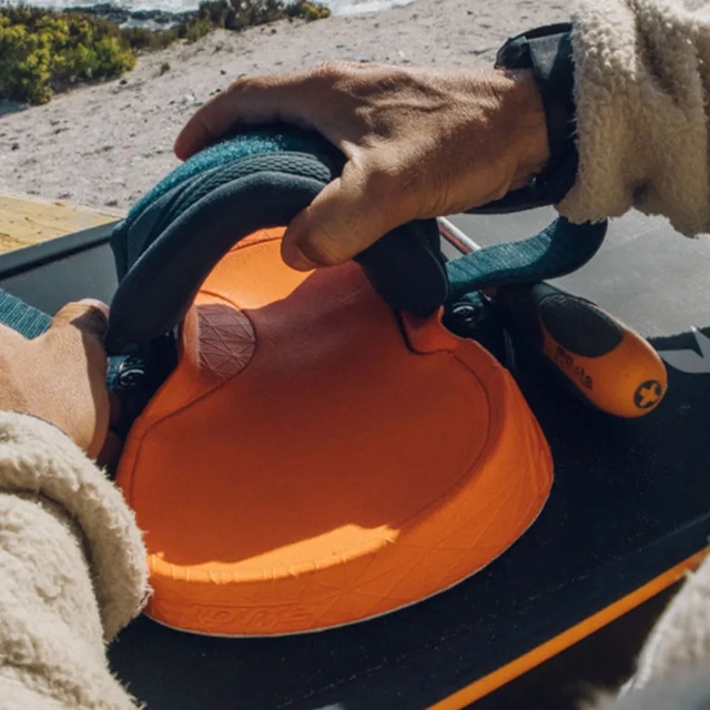 F-One Platinium 3 Kiteboard Bindung bei WindSucht
