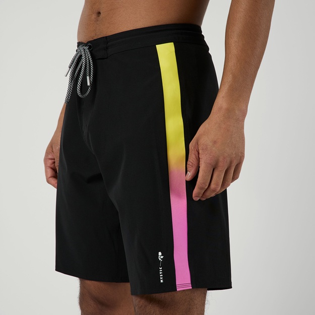 Mystic Ozzy Boardshort Black Neuheit bei WindSucht