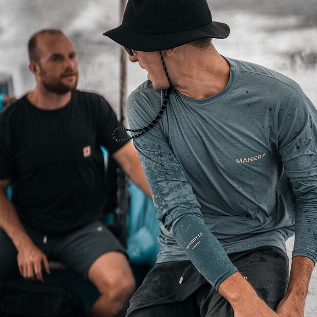 Manera Wetshirt Sunshell LS Steel bei WindSucht