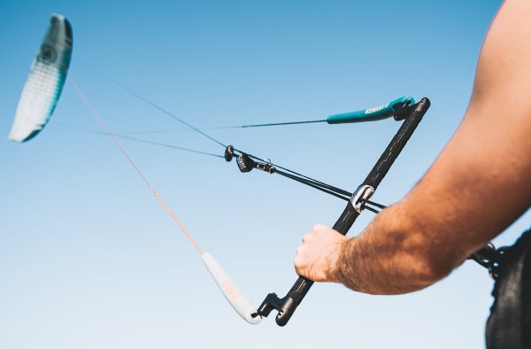 Flysurfer Infinity XX Control Bar WindSucht Details