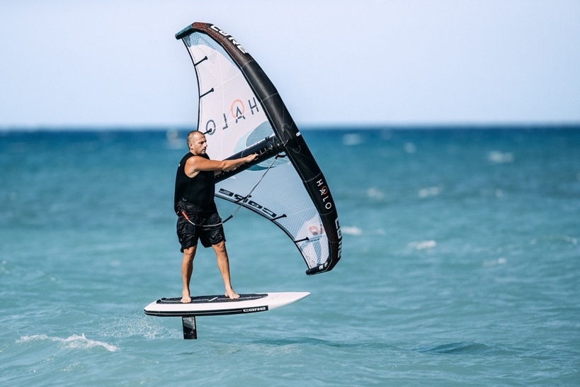 Core Roamer E Wingfoilboard im Einsatz