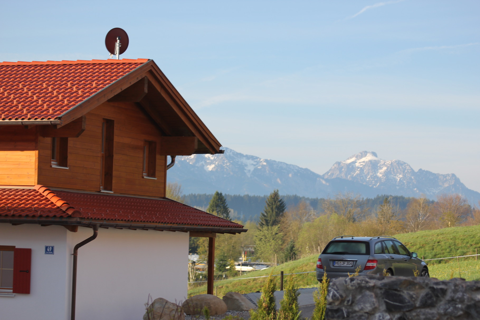 Parkplatz hinterm Haus