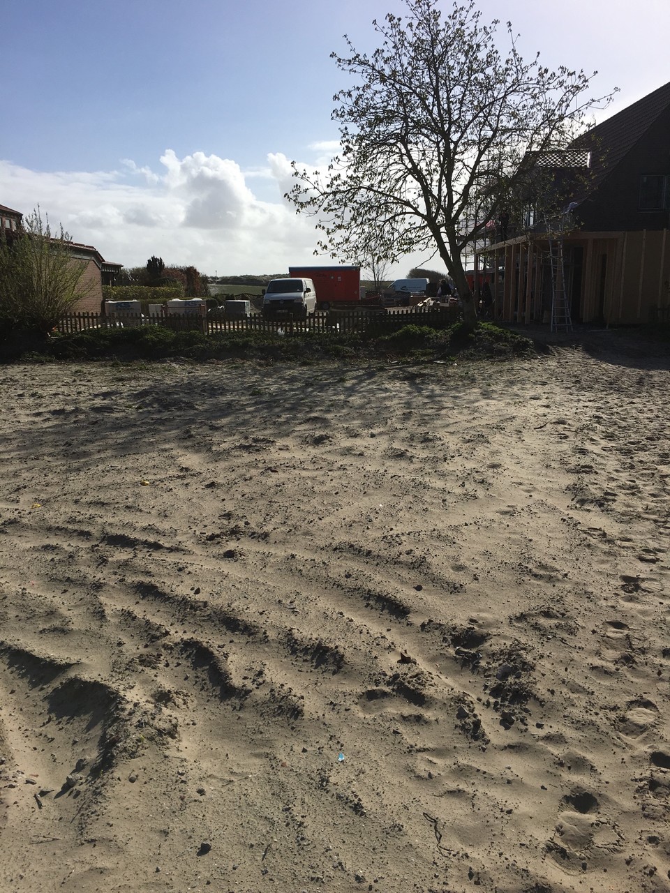 Grundstück vor der Baumaßnahme (Bild 1)