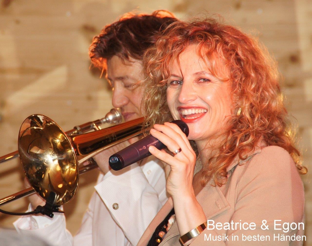 Beatrice Egon Das Duo Beatrice Niceband Lebenslust In Musik Original jazz guitar arrangement for the jazz standard misty , composed by errol garner. beatrice egon das duo beatrice