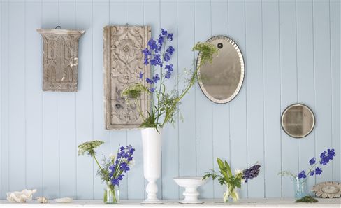 Une ambiance lumineuse dans des pièces fraichement décorées (peintures, papiers Designers Guild)