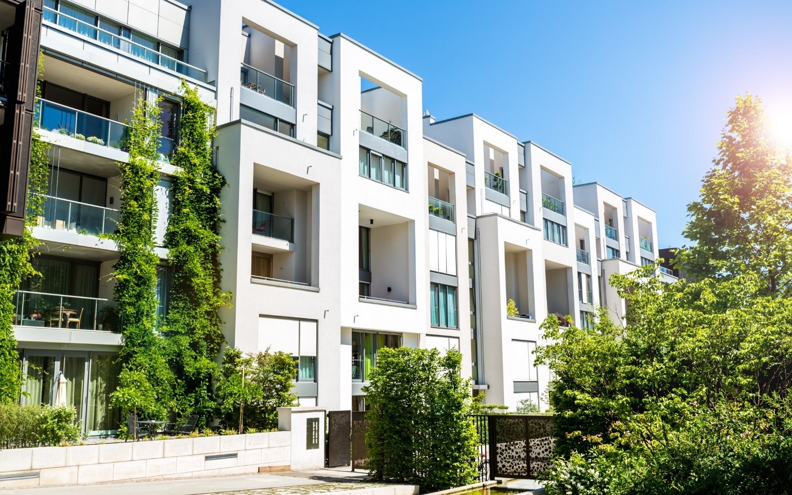 Seasonal rental regulations : what you must know