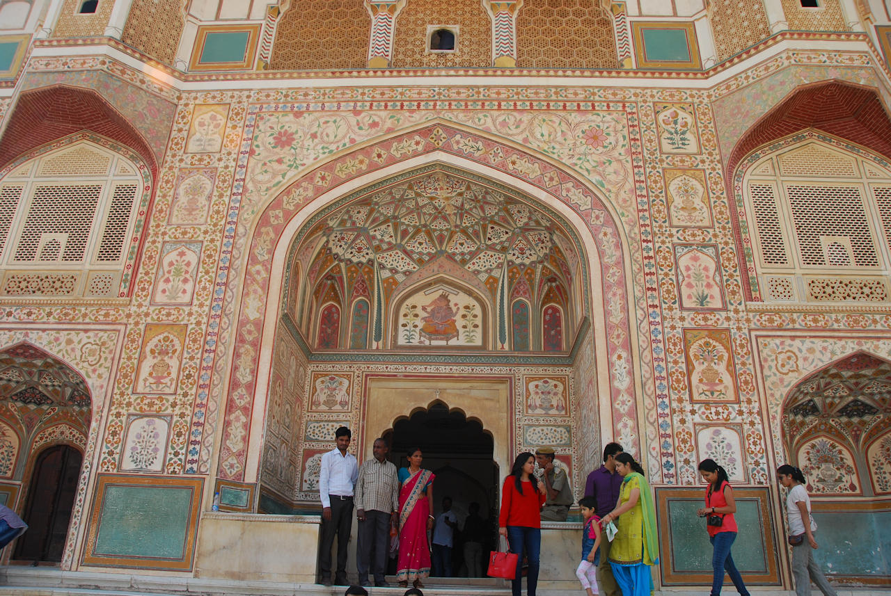 Jaipur 11.11.2014: Amber Fort, Ganesh Pol, built 1621-1627.