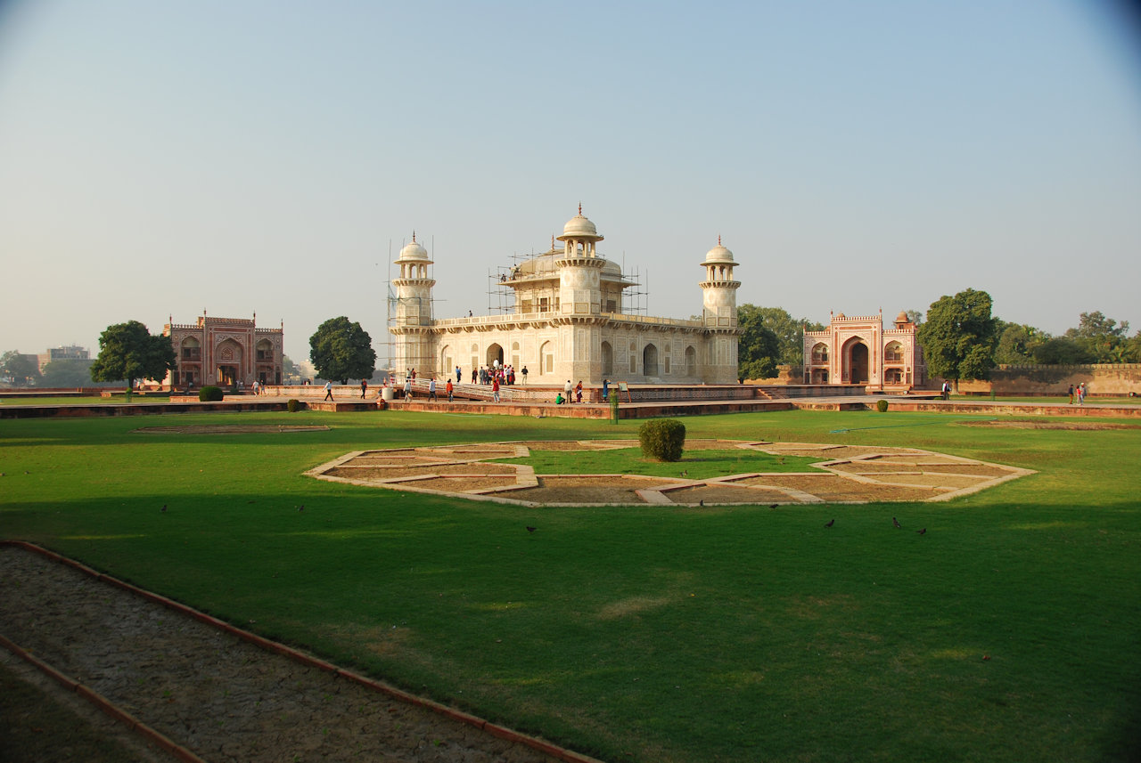 Agra 27.11.2014: The Itimad-ud-Daulagh is situated at the Yamuna river.