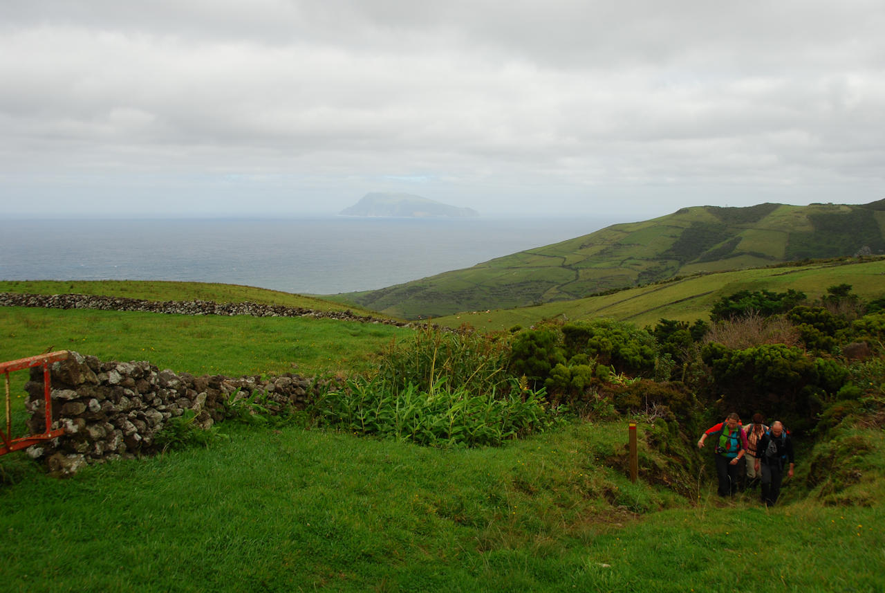 Azores 09.10.2015 - Flores: Hike from Ponta Delgada to Faja Grande.