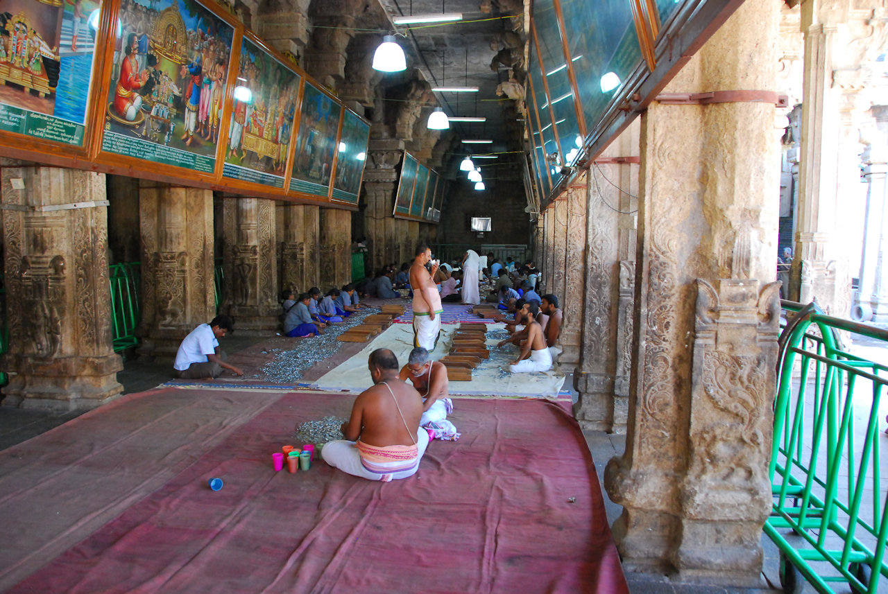 Trichy 18.01.2012: Sri Ranganathasvami Temple